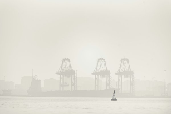 Pose de porte en applique : installation facile et esthétique